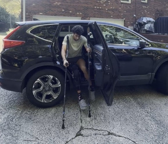 HOW TO / TIP - Getting into and out of a car when using crutches