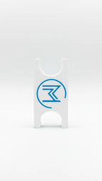 in-Motion Handy Clip in white with blue logo on packaging